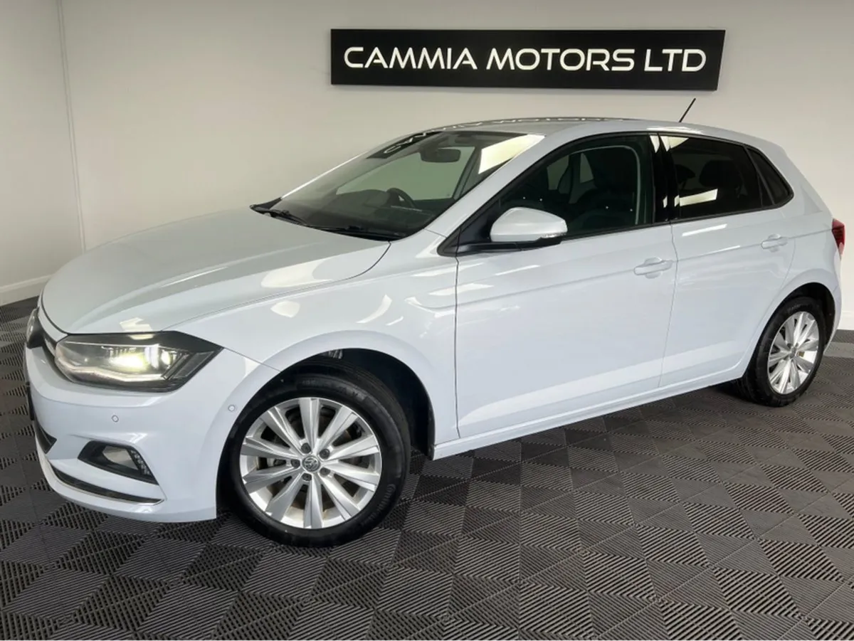 Volkswagen Polo  volkswagen Polo  Silver White Me - Image 3