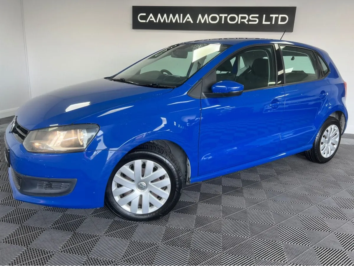 Volkswagen Polo  volkswagen Polo   dsg Automatic - Image 2