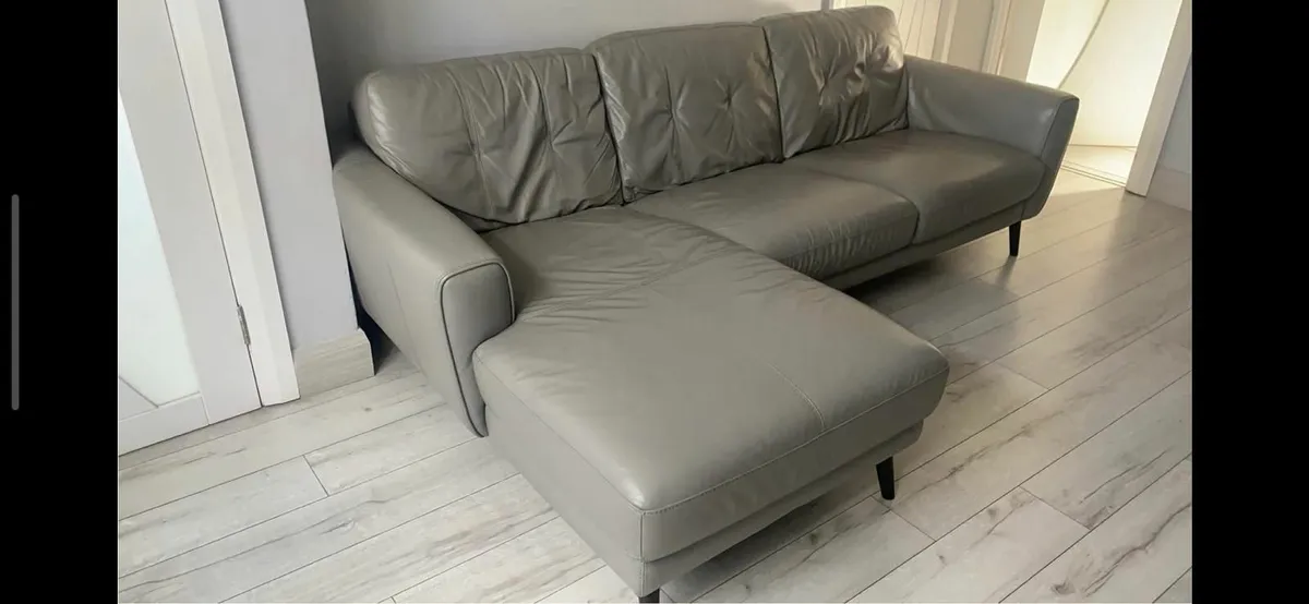 Sofa - Image 2