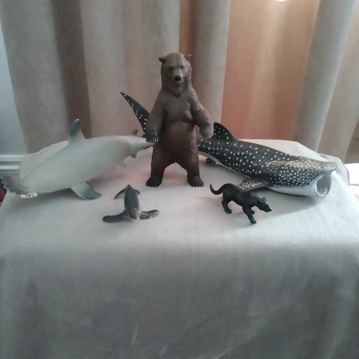 Toys - Image 2