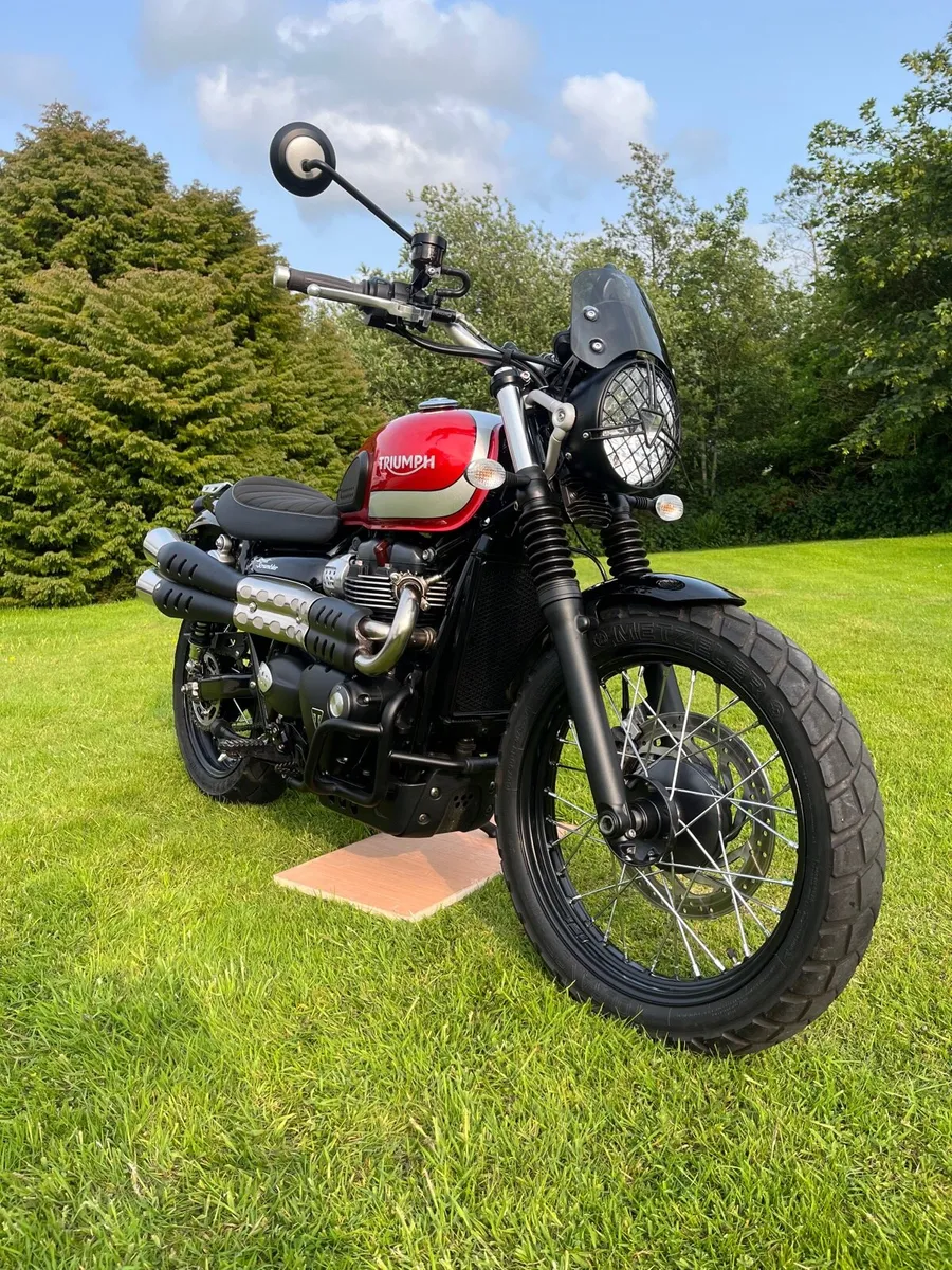 Triumph street scrambler 900 - Image 1