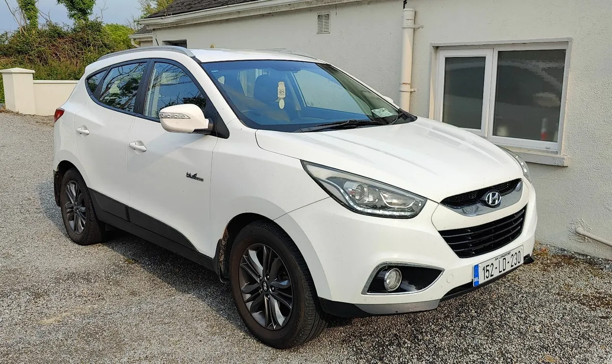 2015 Hyundai ix35 CRDi Executive - Image 1