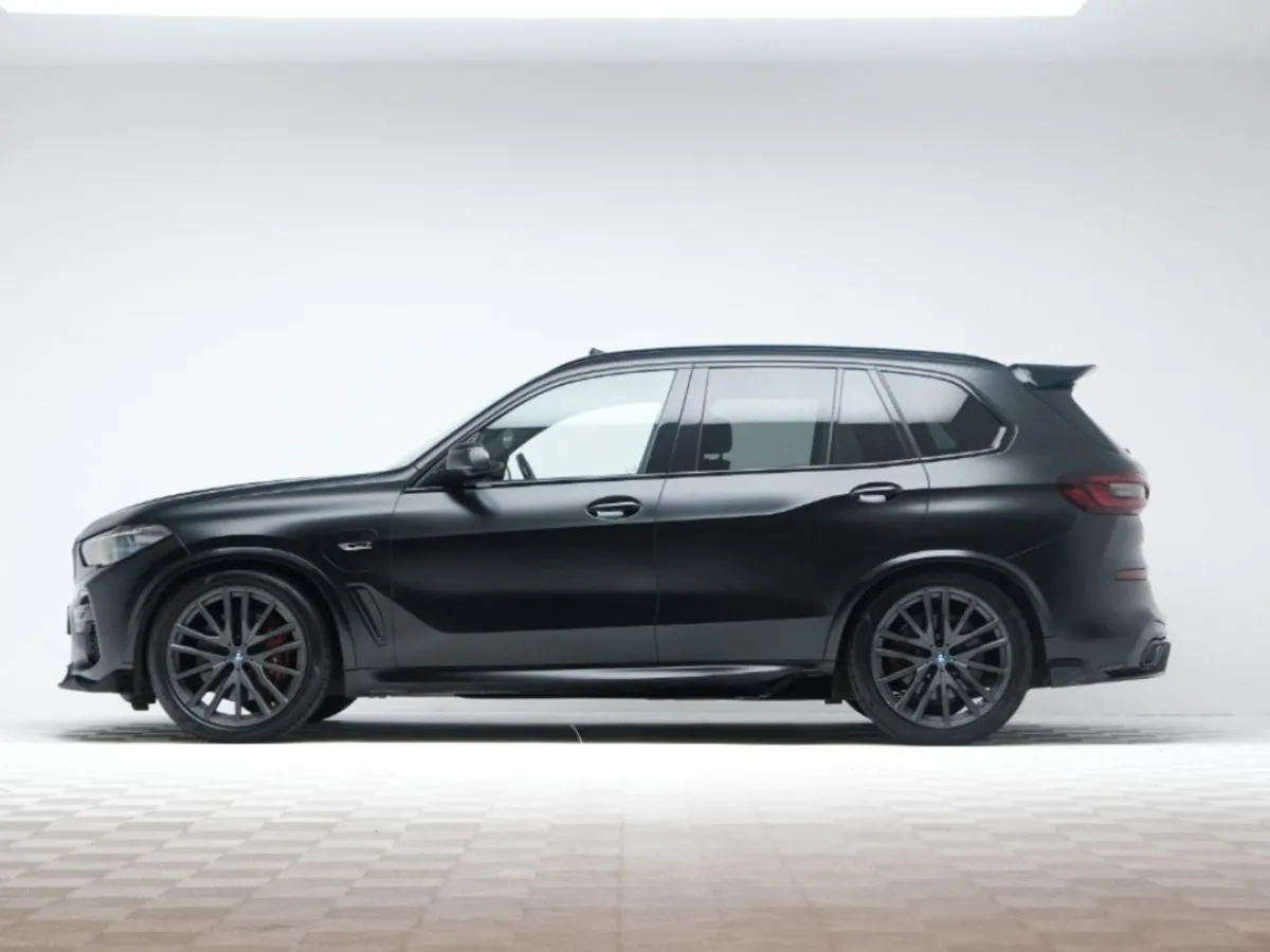 BMW X5 45E Black Vermilion Edition - Image 4