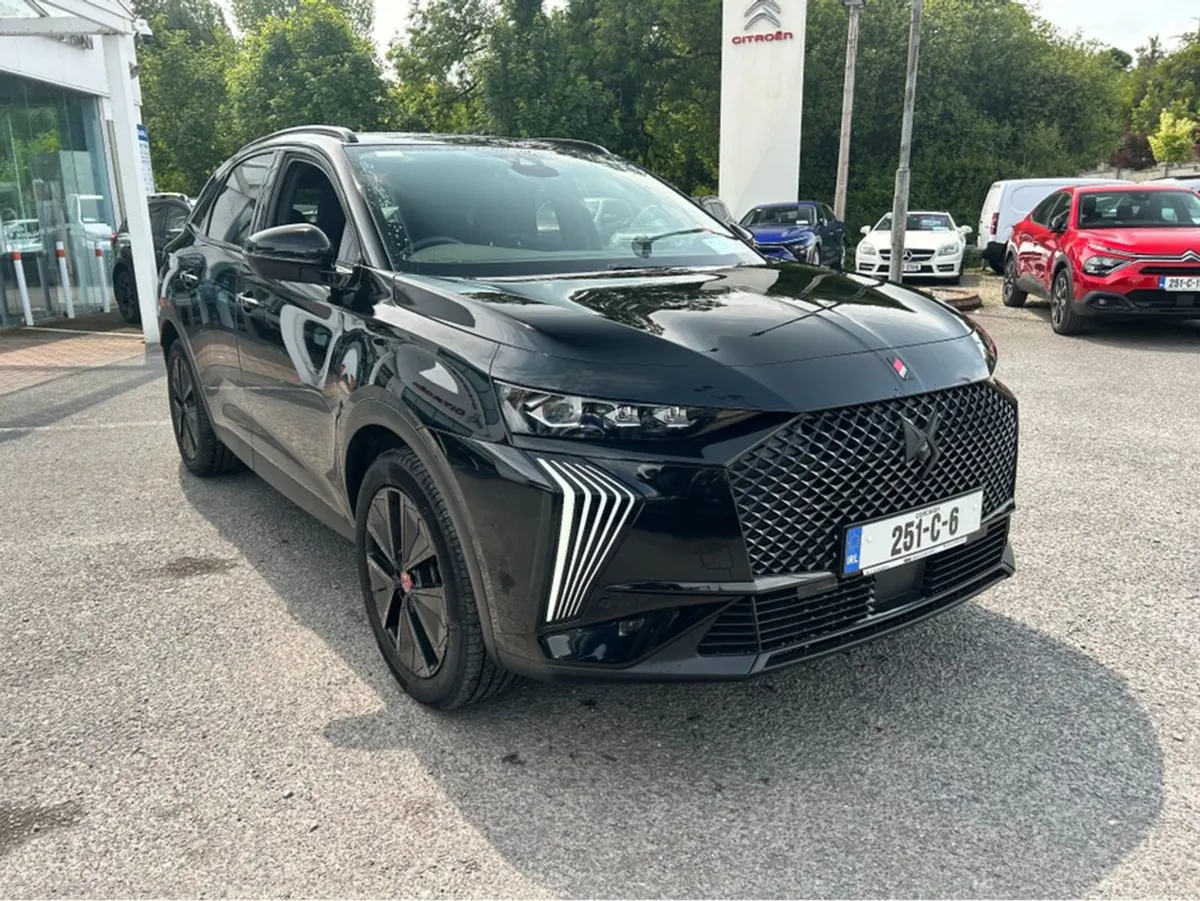 DS Automobiles DS 7 Performance Line Plus 1.5 - Image 2