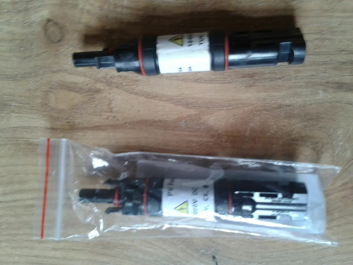 Solar Panel 15a Fuse - Image 1