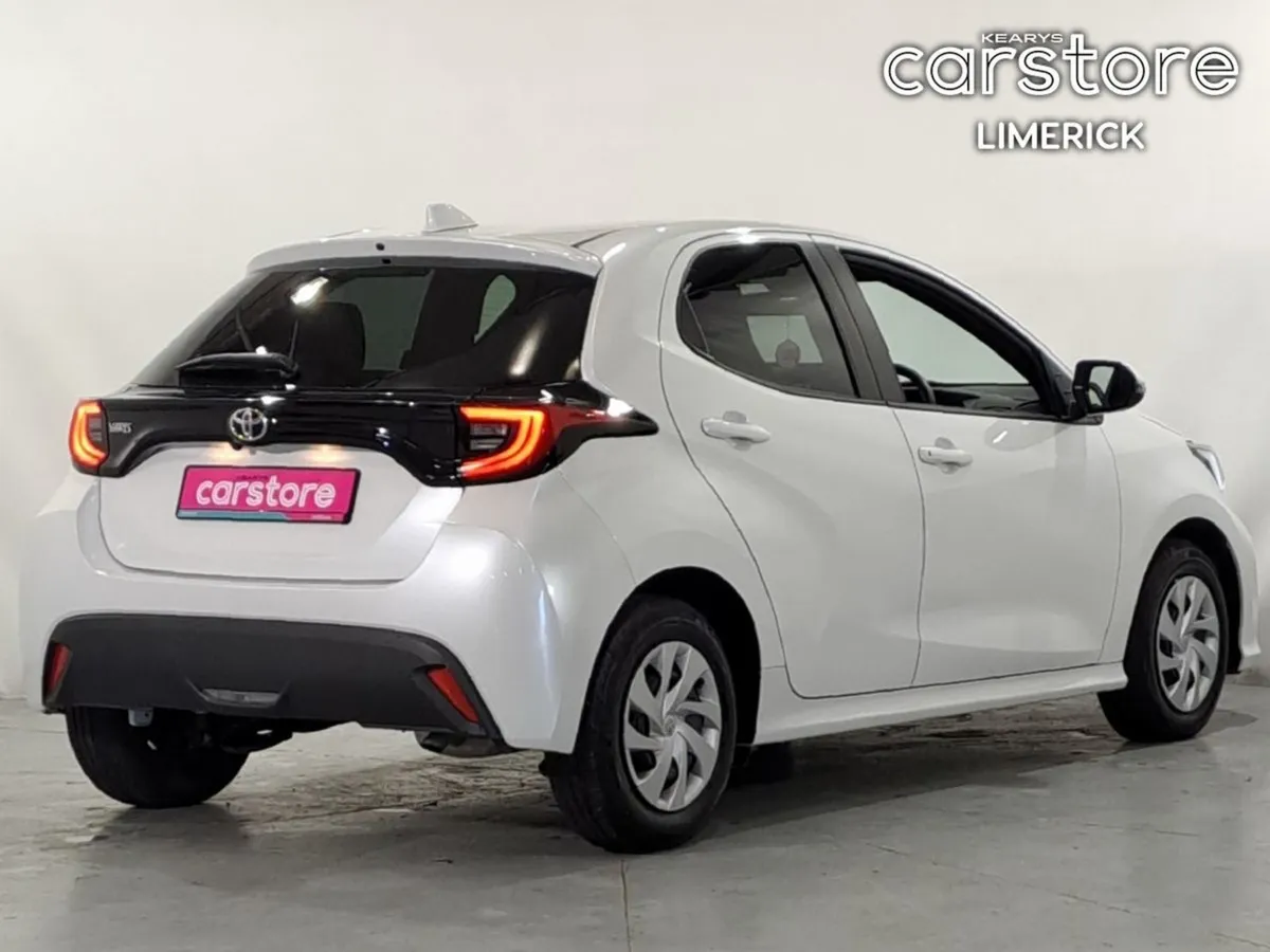 Toyota Yaris 1.0 PET Auto 5DR - Image 3