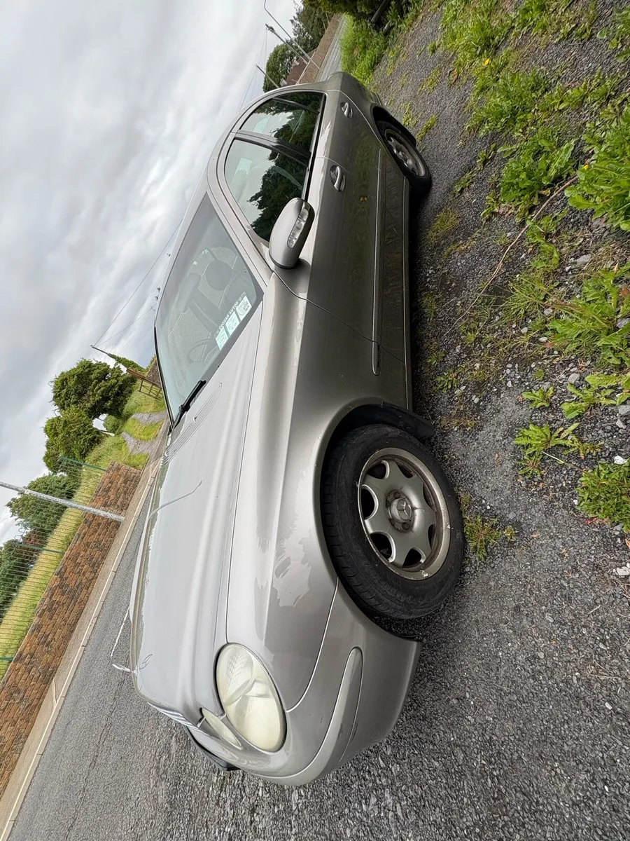 Mercedes Benz e200 Elegance Automatic Petrol - Image 3