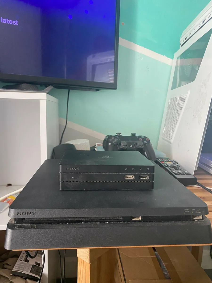 PS4 Bundle - Image 2