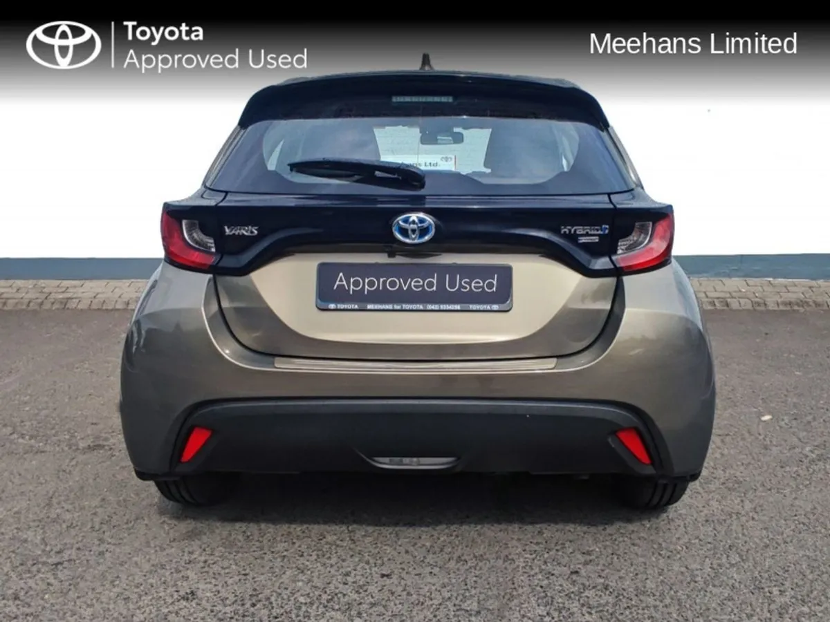 Toyota Yaris Yaris 1.5 Hybrid Luna - Image 4