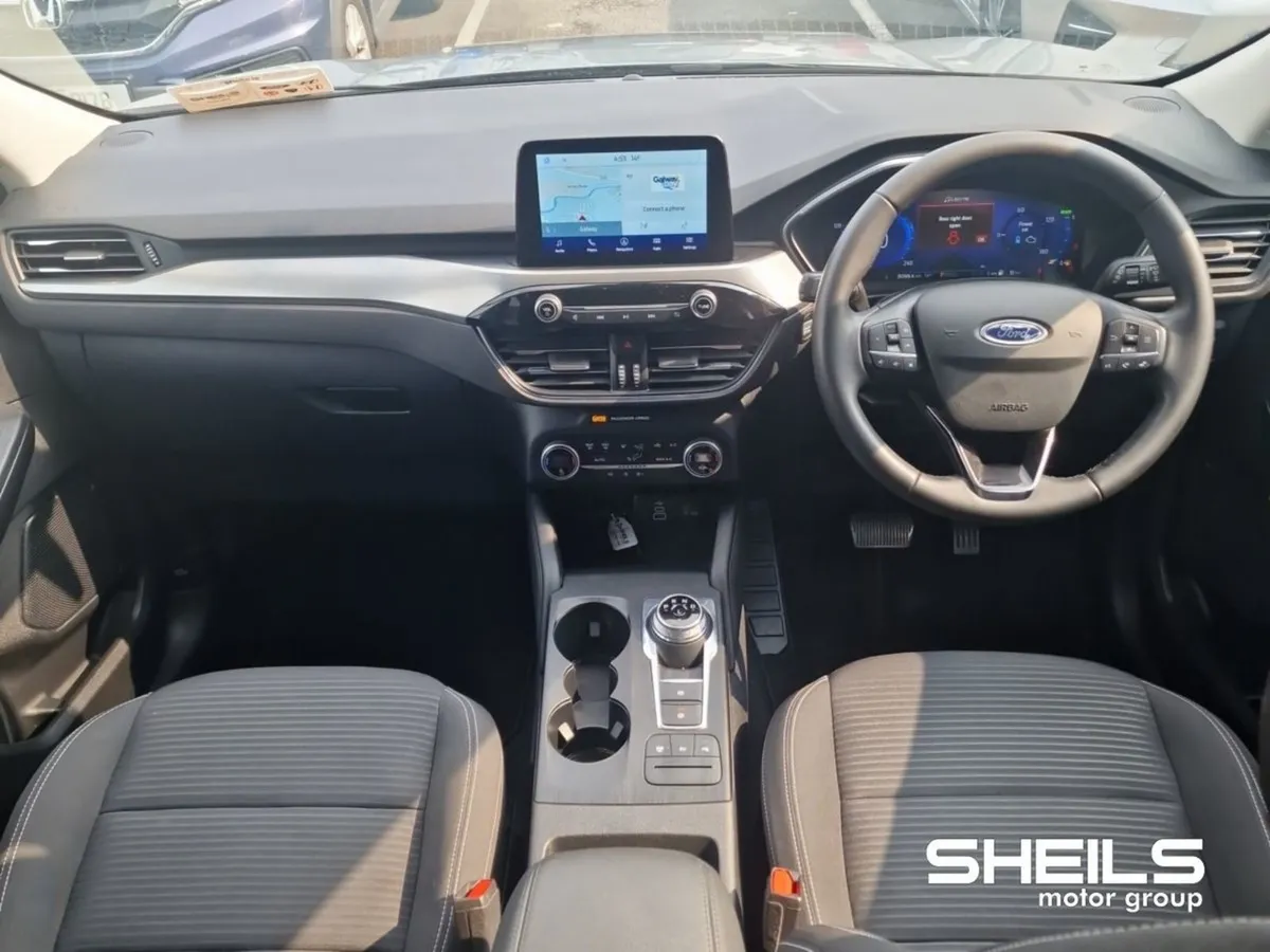 Ford Kuga 2.5 Duratec 190PS Fhev Titanium Auto - Image 3