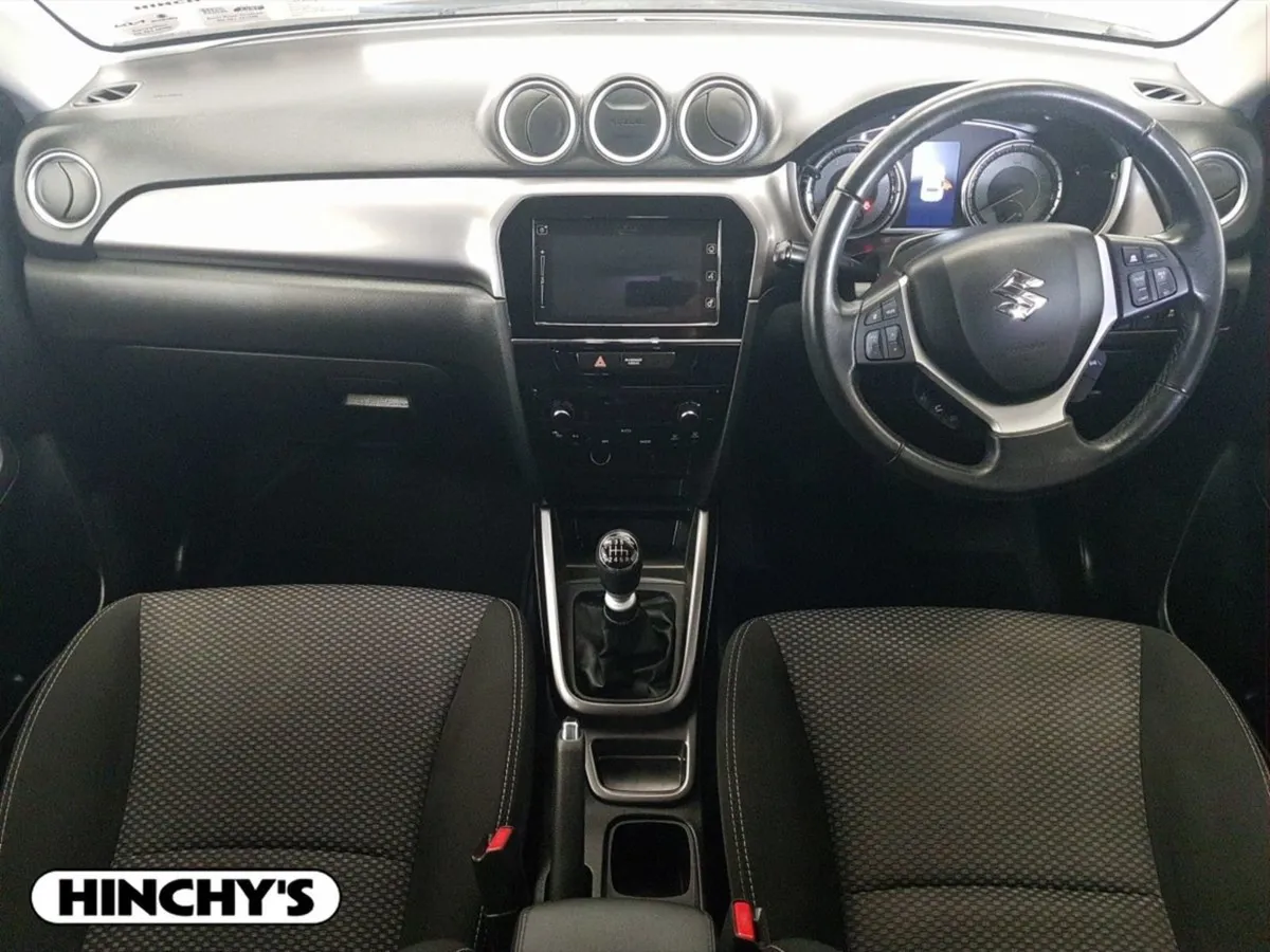 Suzuki Vitara 1.4 Hybrid SZ4 MT - Image 3
