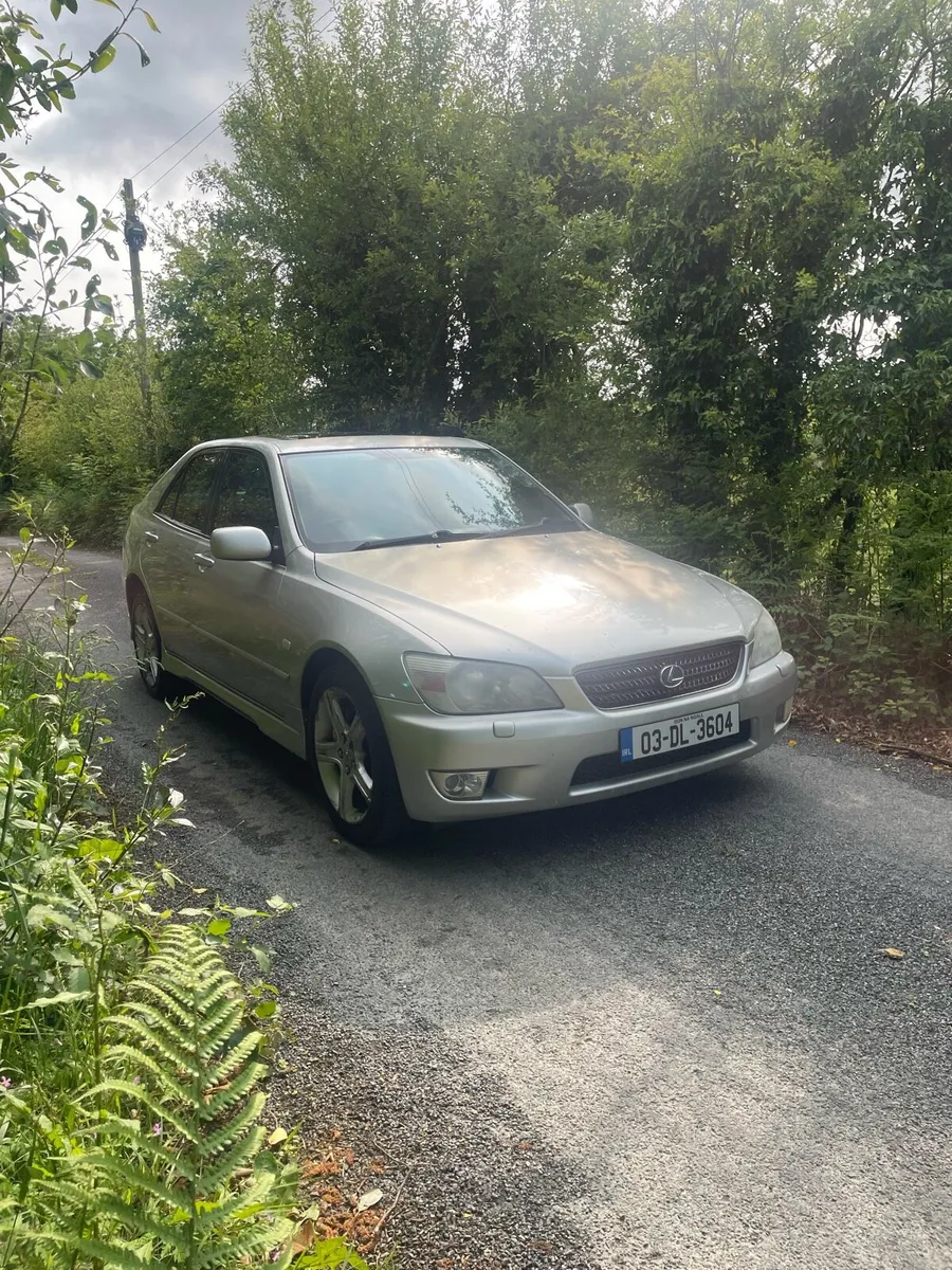 💥Lexus is200 sport for sale 💥 - Image 4