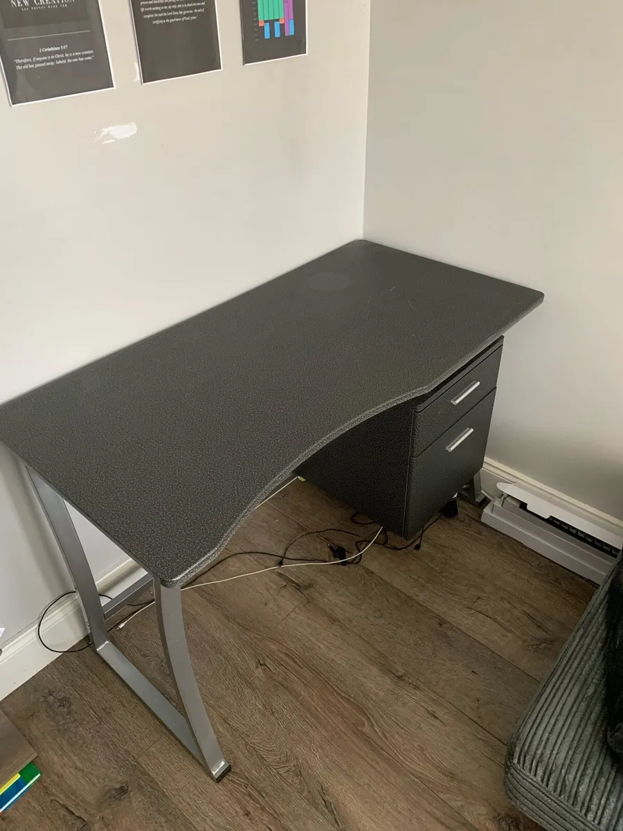 Desk - Image 1