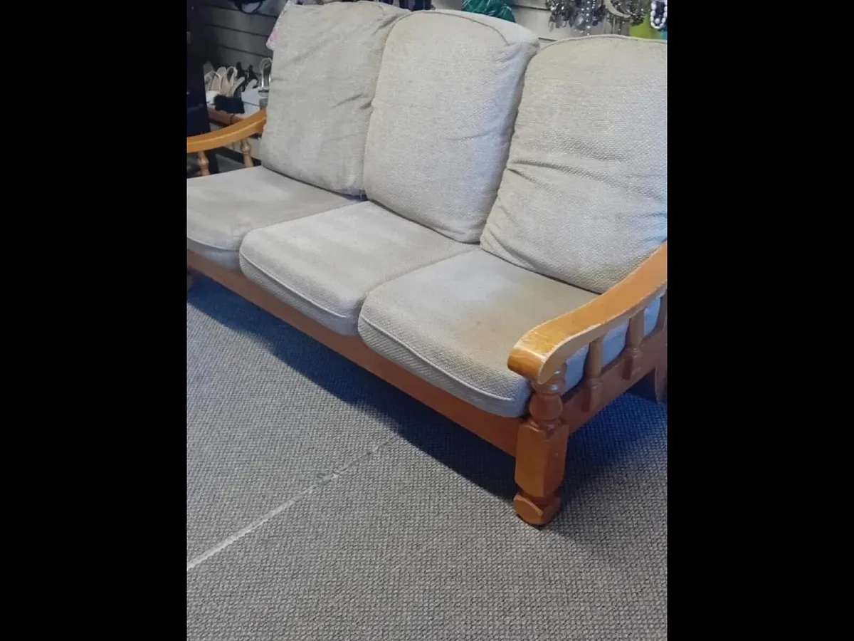 Job lot of furniture and mirrors €120 - Image 1