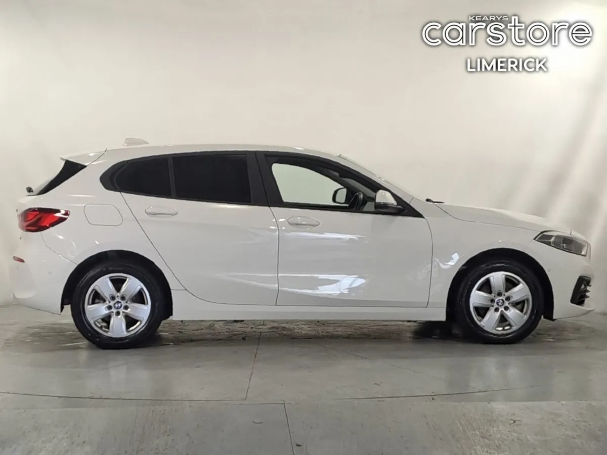 BMW 1 Series 118i Auto 5DR - Image 2