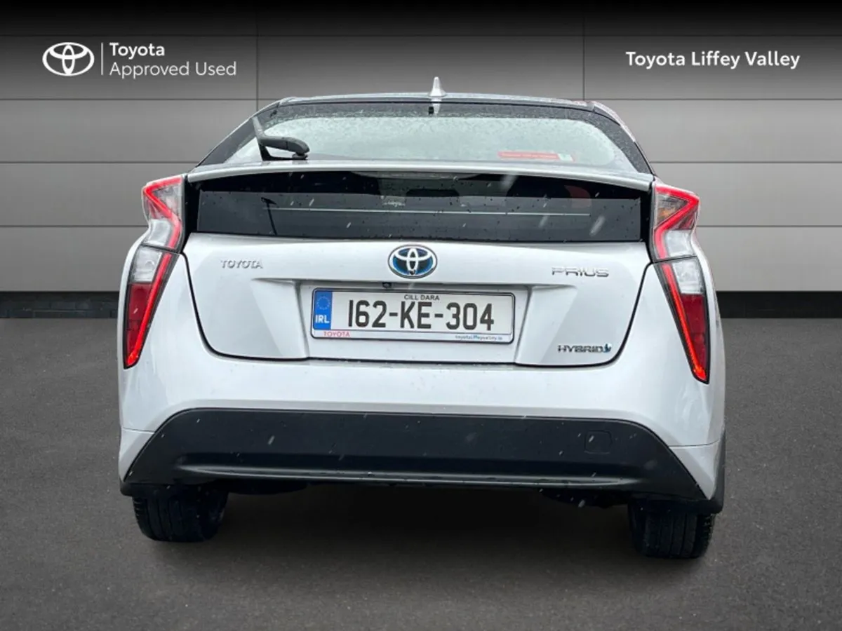 Toyota Prius Hybrid Luxury 4DR Auto - Image 4