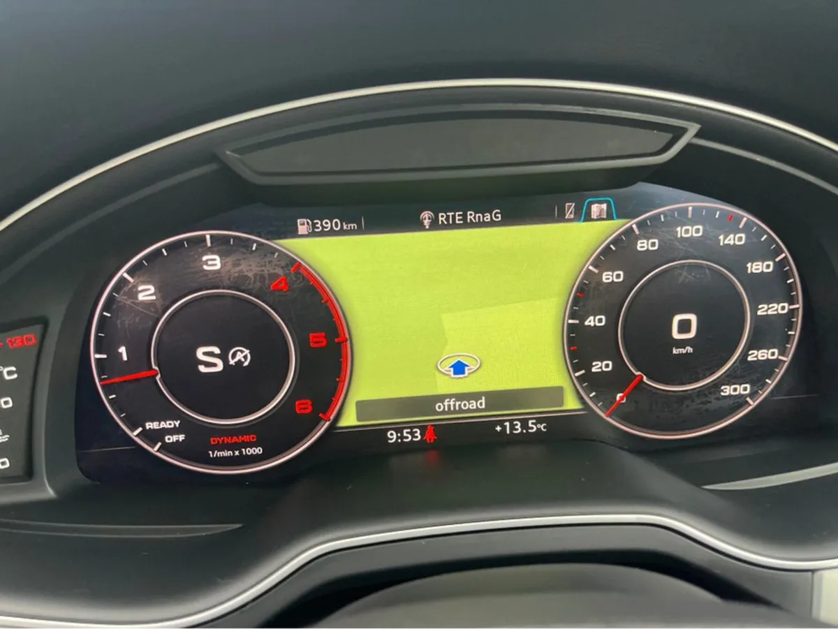 Audi Q7 3.0 TDI 218 Q TIP SE BUS 4DR Auto 7seater - Image 2