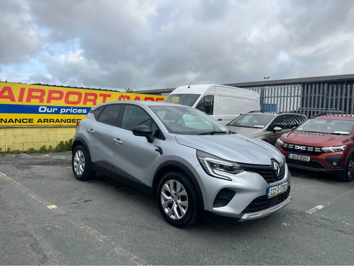 Renault Captur Iconic Edition Naeb TCE 90 MAN - Image 2