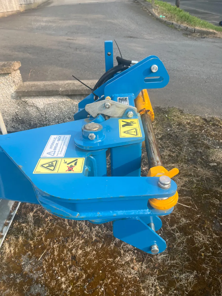 New Kidd 8FT 240S Mounted Topper Special Offer - Image 3