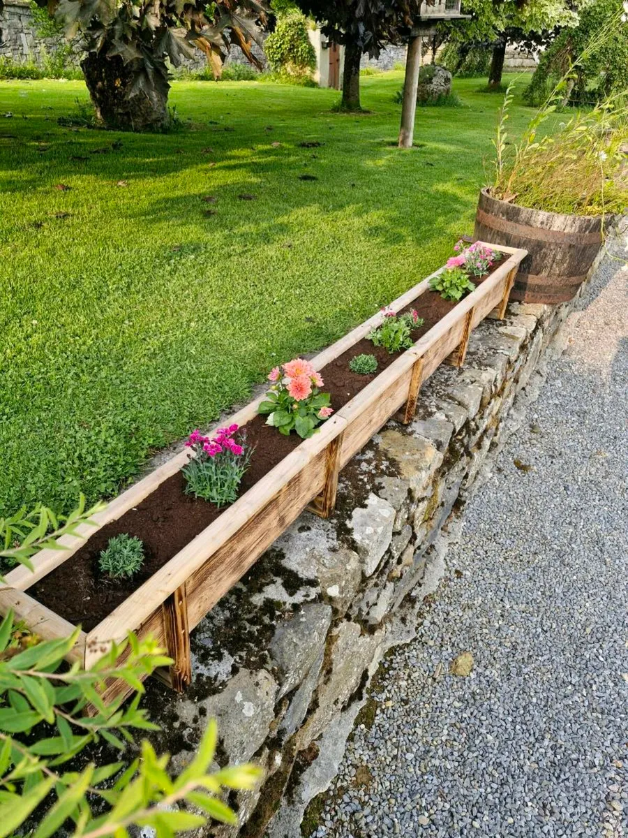 Planter - Image 1