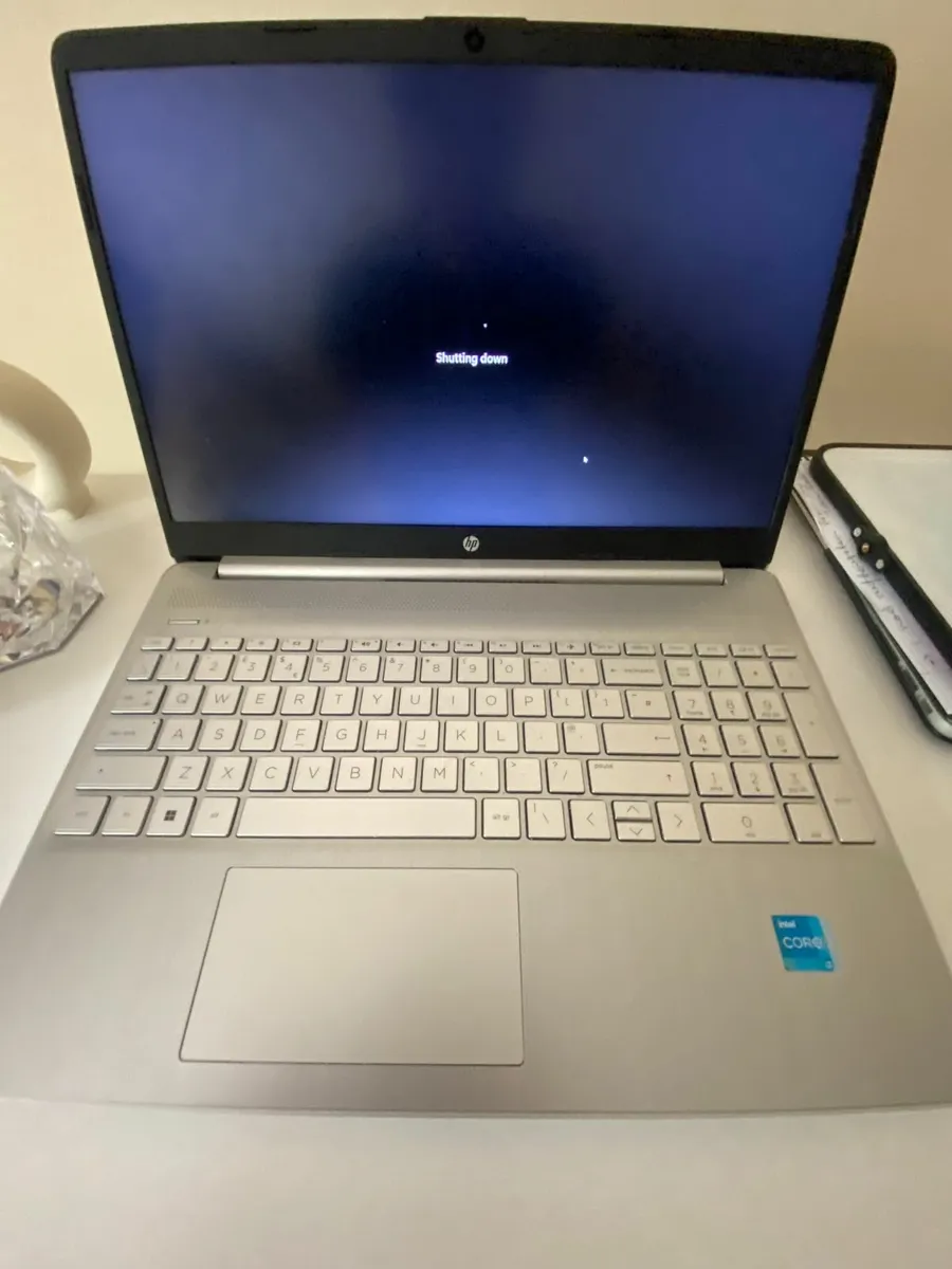 HP Laptop - Image 3
