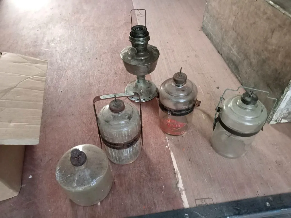 Selection of old glass jars - Image 4