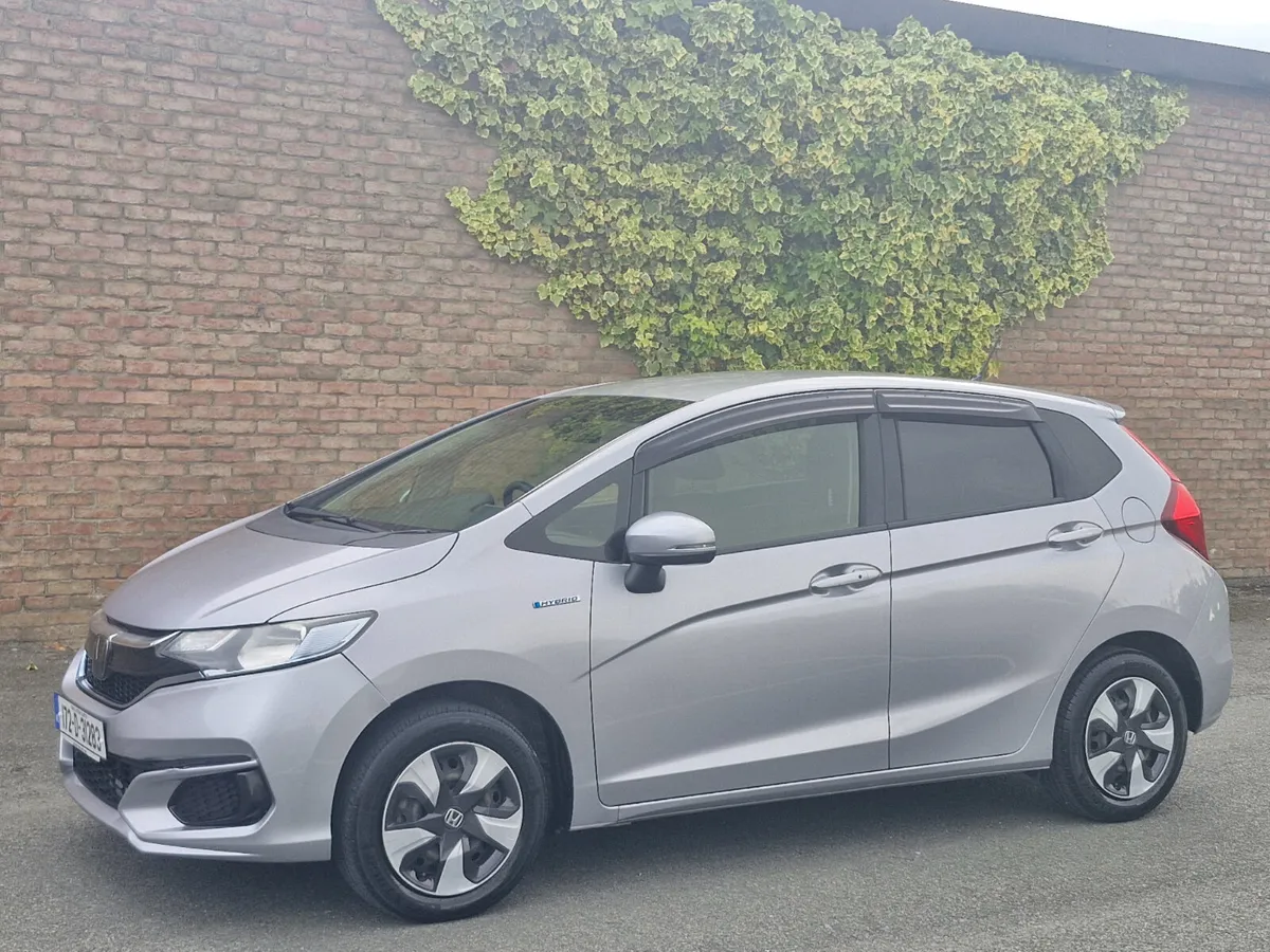 Honda Fit HYBRID AUTO FINANCE AVAILABLE - Image 2