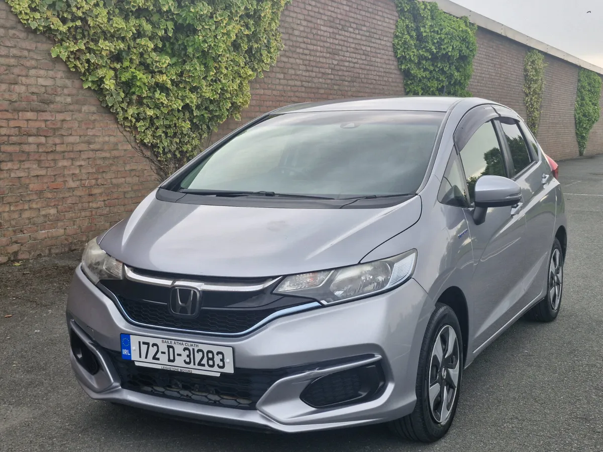Honda Fit HYBRID AUTO FINANCE AVAILABLE - Image 3