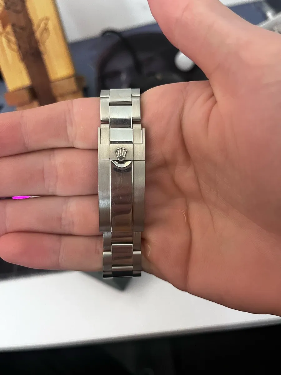 Watch - Image 3