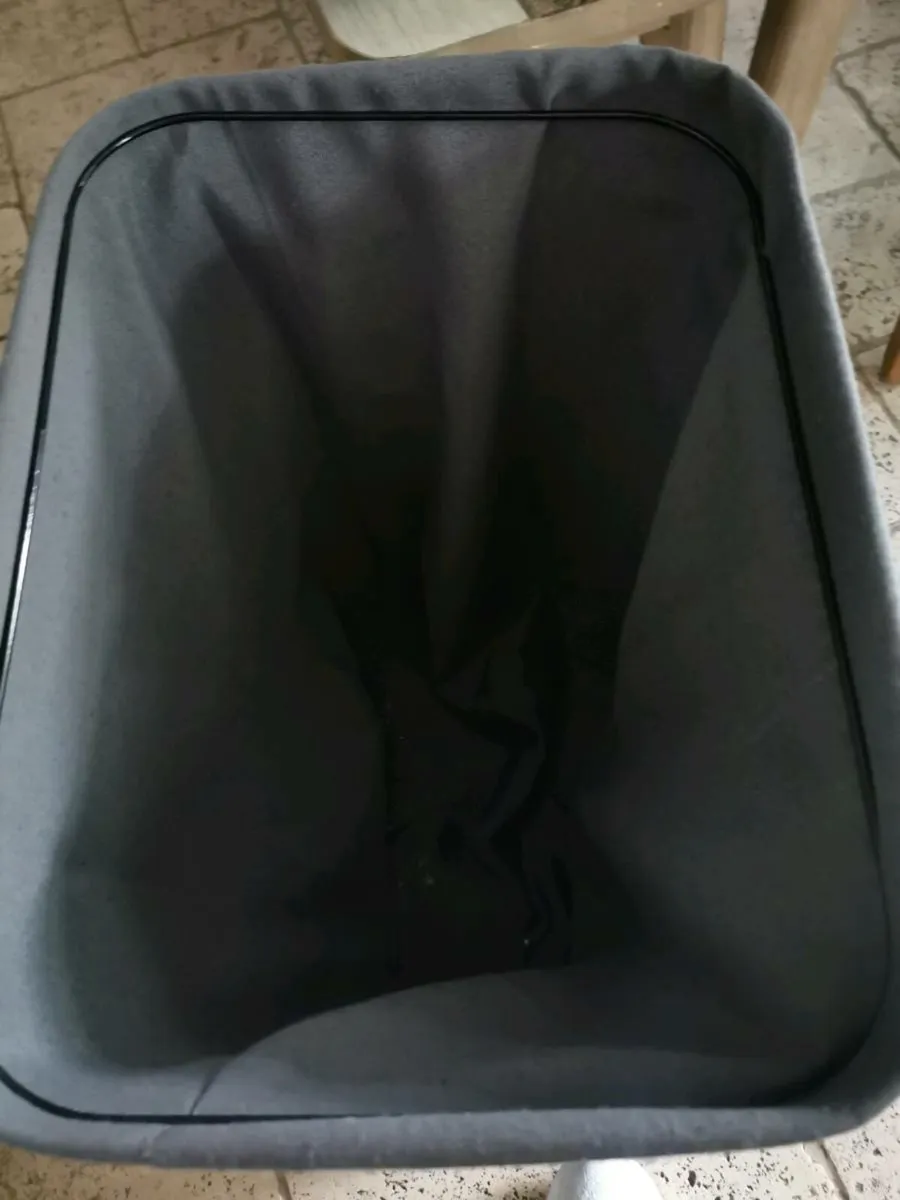 Laundry basket - Image 3