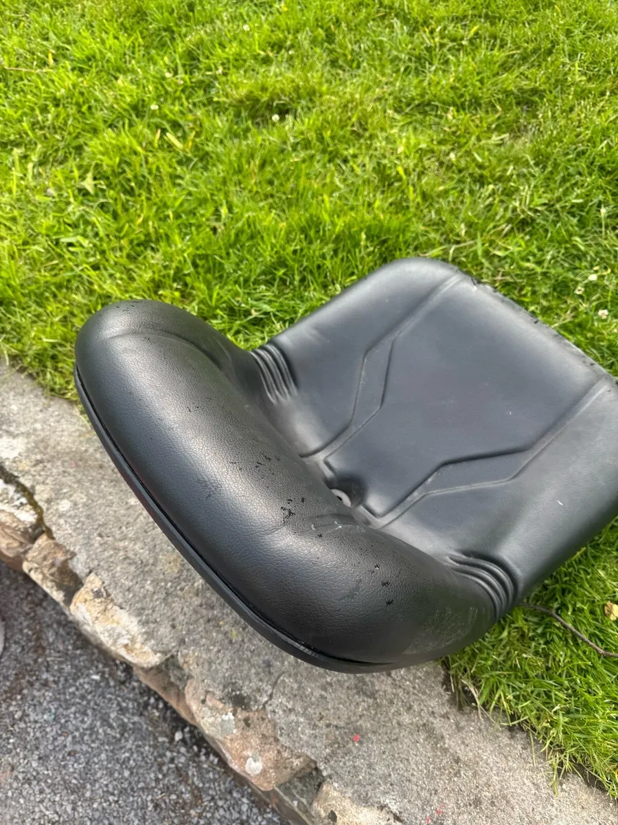 Tractor Dumper seat - Image 4