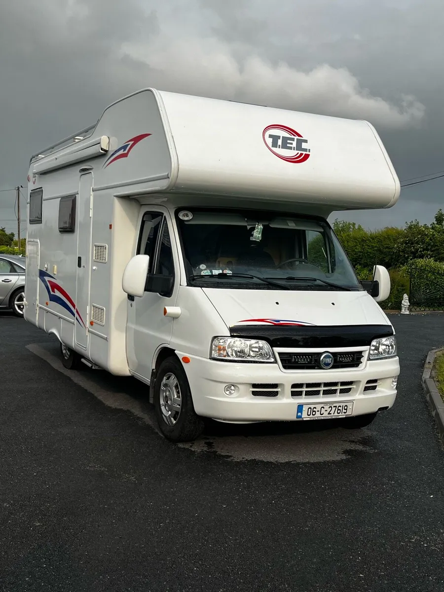 Camper - Image 1