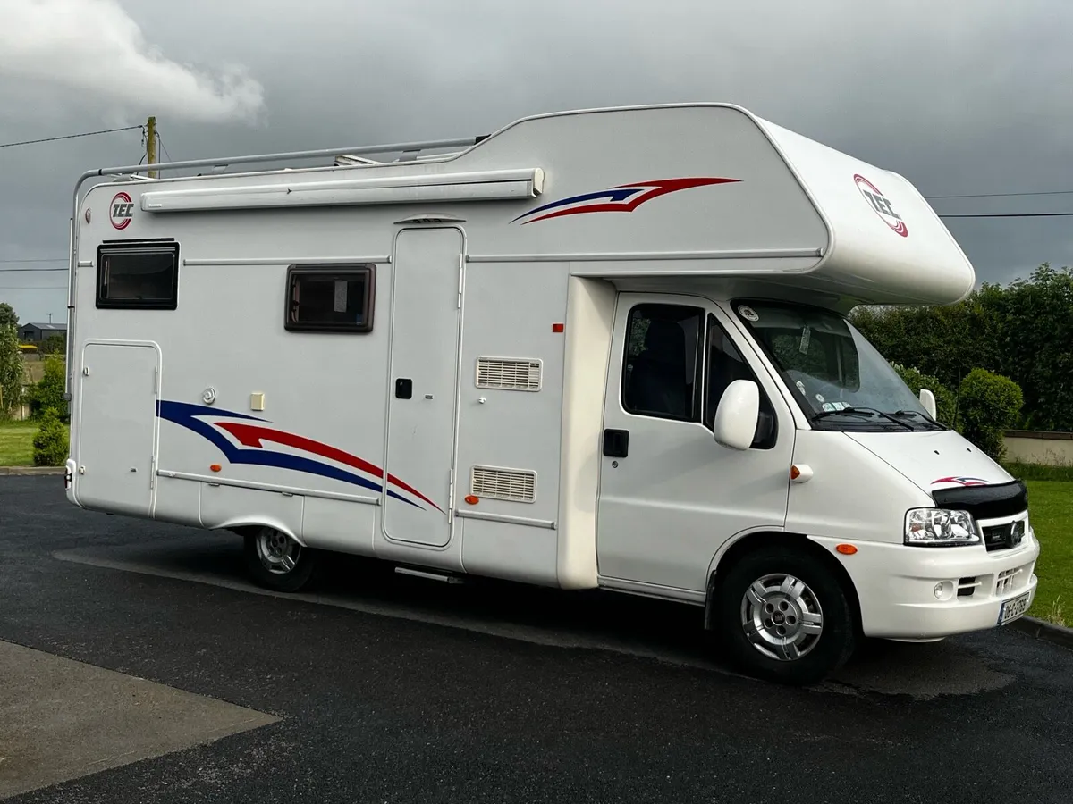 Camper - Image 2