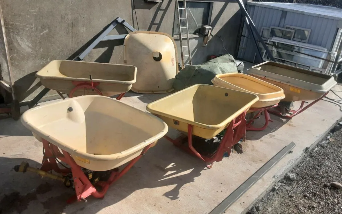 FERTILISER SPREADER REPAIR SERVICE - Image 1