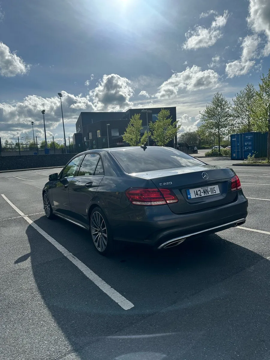 Mercedes-Benz - Image 4
