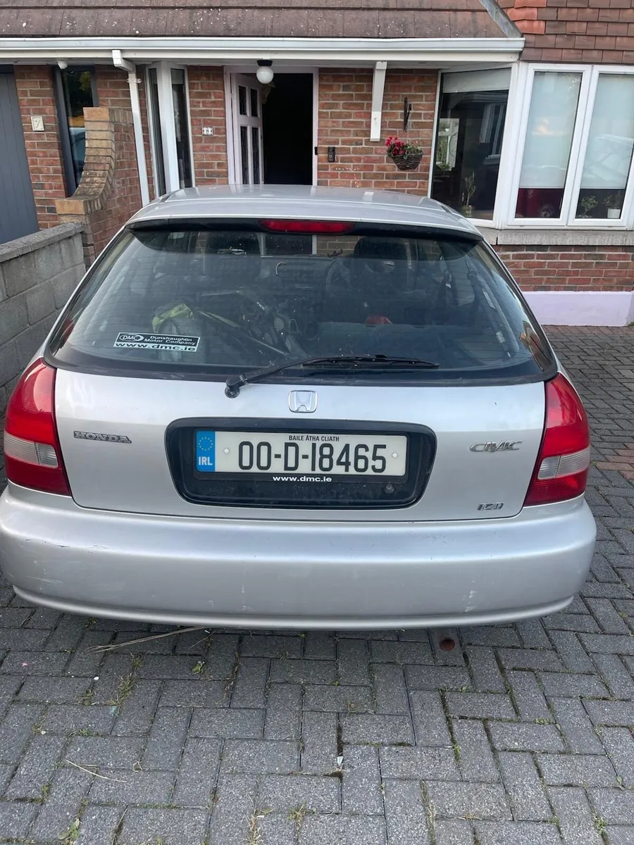 Honda civic - Image 4