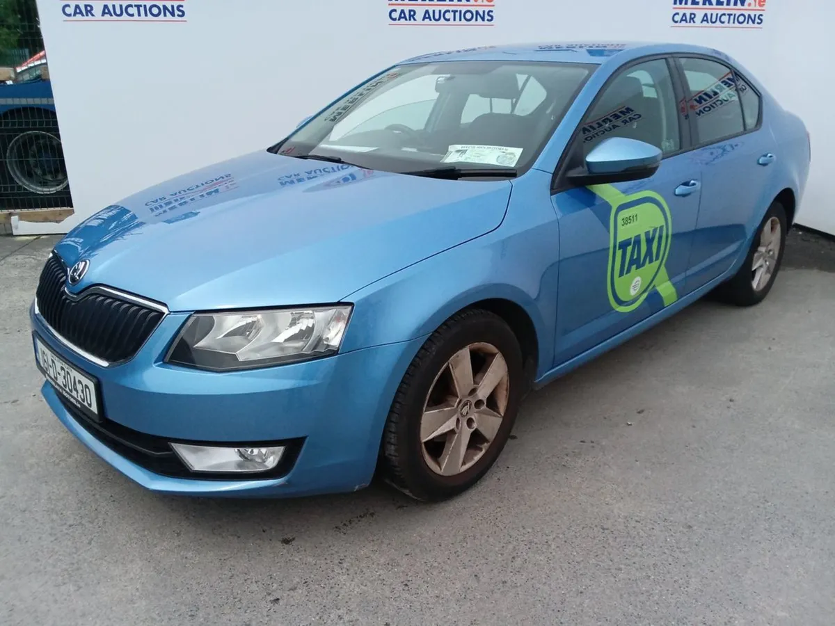 Skoda Octavia Ambition 1.6tdi 110HP Auto - Image 2