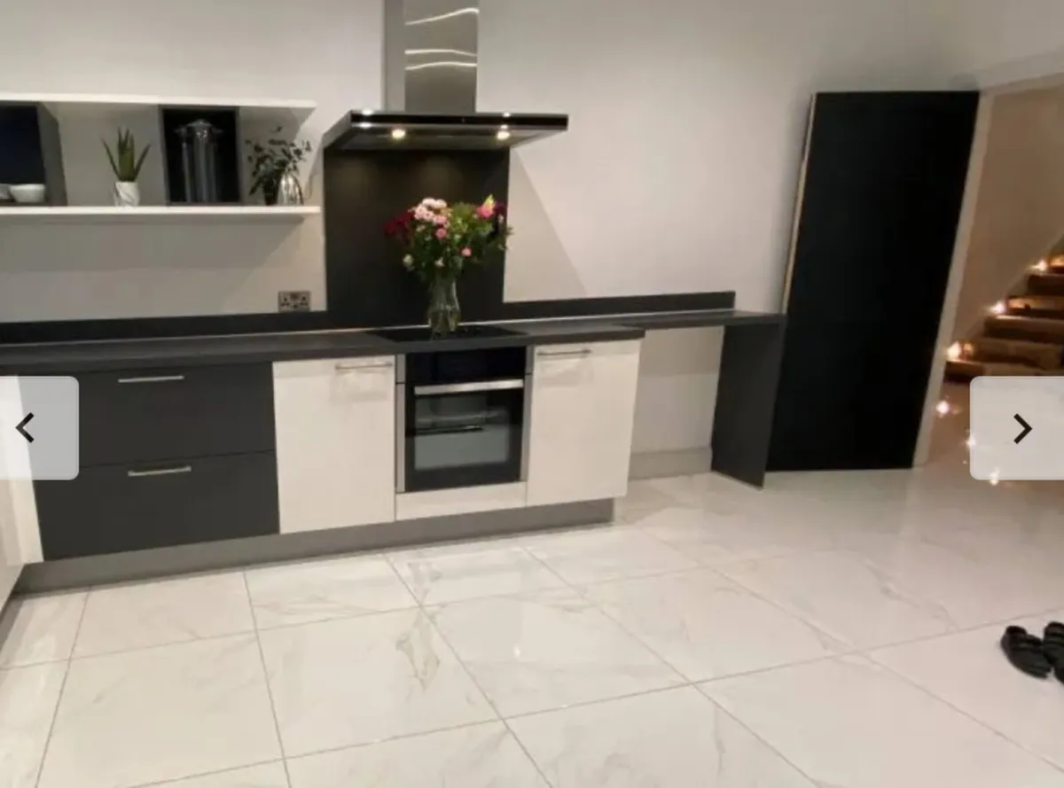 Tiler available (30 years experience ) - Image 1