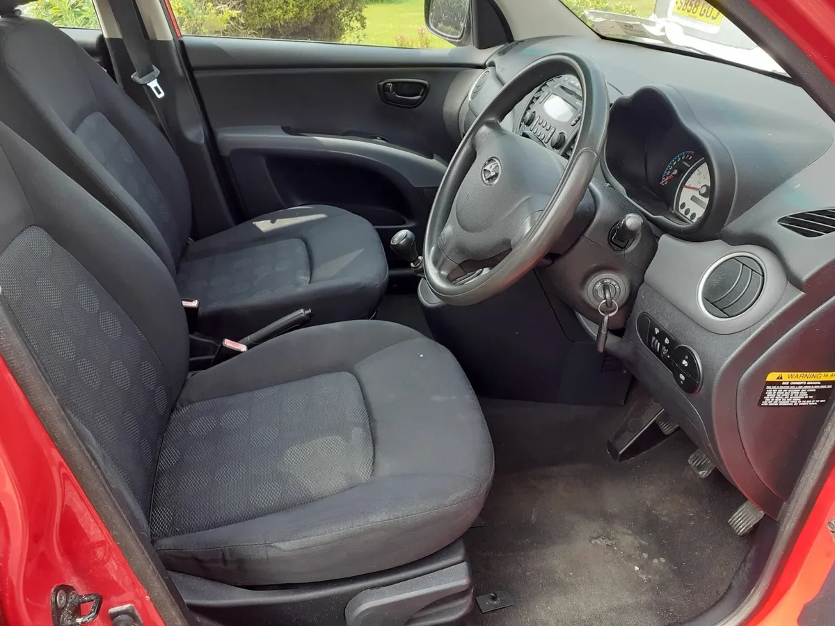 Hyundai i10 2009 - Image 2