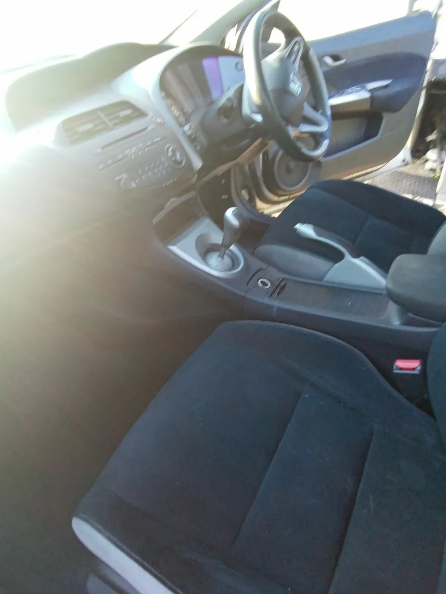 Honda Civic 2006 - Image 2