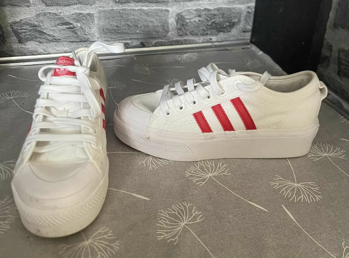 addidas trainers size 6 - Image 2