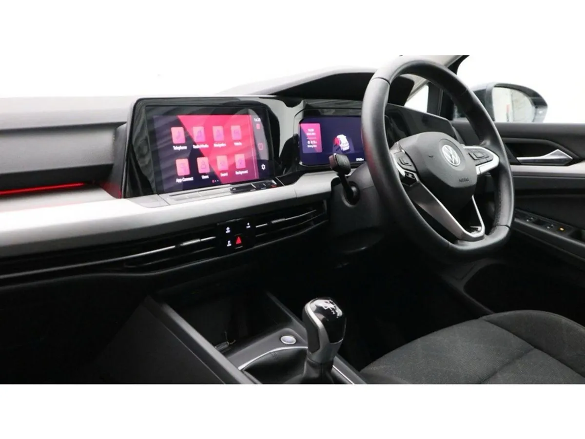 Volkswagen Golf 1.5 TSI Life Hatchback 5dr Petrol - Image 3