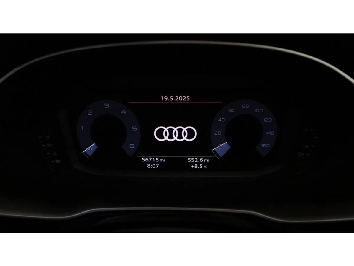 Audi Q3 Sport 35 TDI S-A - Image 4