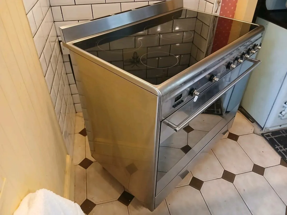 Smeg Electric cooker - Image 3