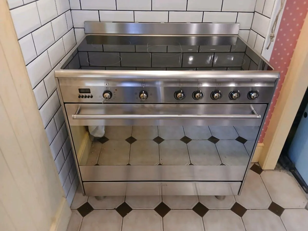 Smeg Electric cooker - Image 1