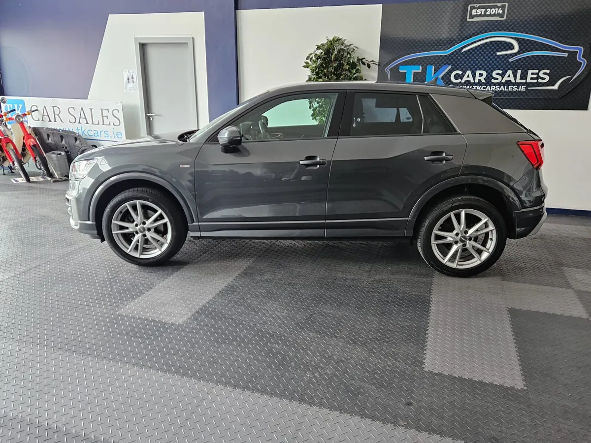 17  AUDI Q2 1.6 TDI S-LINE 5DR AUTO - Image 3