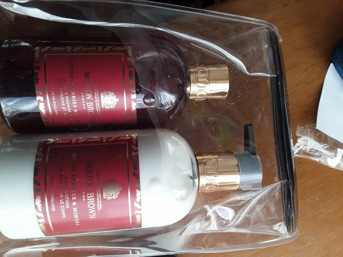 Molton Brown twin gift sets unwanted gift - Image 2