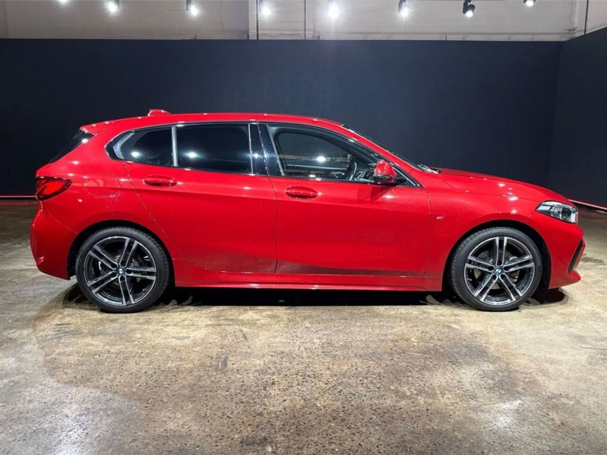 BMW 1 Series 1.5 Automatic - Msport Package - Rev - Image 4