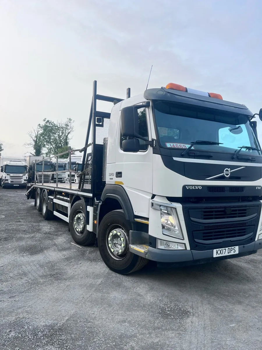 2017 volvo fm Beavertail low kms - Image 1
