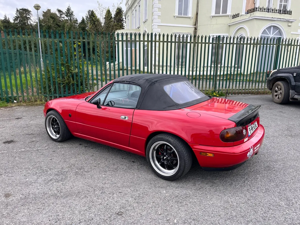 Mazda MX5 - Image 2